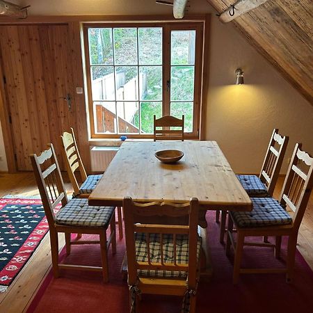 Charmante Gaestewohnung In Altem Bauernhaus In Alpiner Alleinlage Stanz Im Murztal Exterior photo